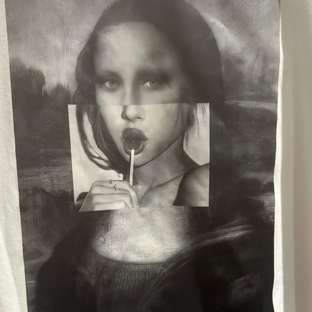 SHEIN WOMENS WHITE GRAPHIC TEE